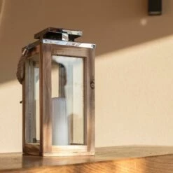 LUMI JARDIN Lanterne Solaire Chic En Bois Naturel Et Inox Effet Bougie LED Blanc Chaud OAKY H28cm -Luminaire solaire Soldes 2022 15928480 4