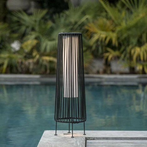 LUMISKY Grande Lampe à Poser Solaire Décorative Poly Rotin Noir LED Blanc WILLY TALL H69cm 7 LUMISKY Grande Lampe à Poser Solaire Décorative Poly Rotin Noir LED Blanc WILLY TALL H69cm – Image 5