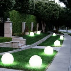 ETC-SHOP Ensemble De 8 LED Lampes Solaires Extérieures Boule Conception Terre Broche Prise Lumières Jardin Chemin éclairage