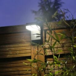 LUMIHOME Applique Led Extérieure Solaire Venus Noire Avec Détecteur - 3 Modes D'éclairage 75 à 600 Lumens - Garantie 5 Ans -Luminaire solaire Soldes 2022 30765248 2