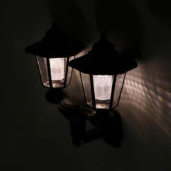 MOHOO Appliques Murales à énergie Solaire LED Double Tête étanche Rétro Vintage Crépuscule à L'aube Contr?le De La Lumière Paysage Jardin Extérieur Cl?ture Décoration Maison (blanc Chaud Double Têtes) -Luminaire solaire Soldes 2022 58682184 5