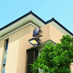 LYCXAMES Lampe Solaire Extérieur, Lumière Solaire, Avec Telecommande, Détecteur De Mouvement étanche, 100 LED Lampe Solaire Extérieur Puissante Étanche IPX65 Pour Garage, Portail, Jardin -Luminaire solaire Soldes 2022 59688628 5