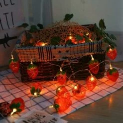 BAICCCF Guirlande Solaire 4.92ft Noël Guirlande Lumineuse Mignon Fraise Décor Guirlande Lampe Fée Lumière Fête De Noël Lumière -Luminaire solaire Soldes 2022 68275878 2